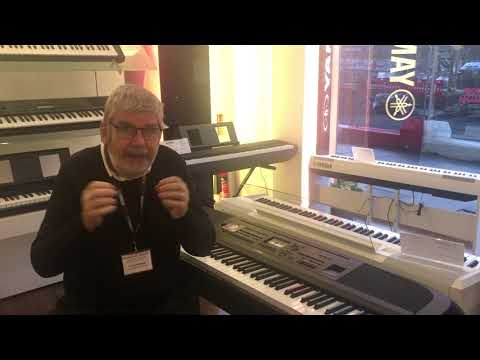 Yamaha DGX670 Digital Piano White