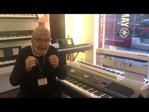 Yamaha DGX670 Digital Piano White