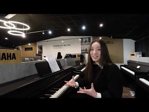 Yamaha CLP835 Clavinova Digital Piano White Birch