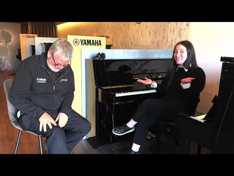 Yamaha B3ESC3 Silent Upright Piano Polished White